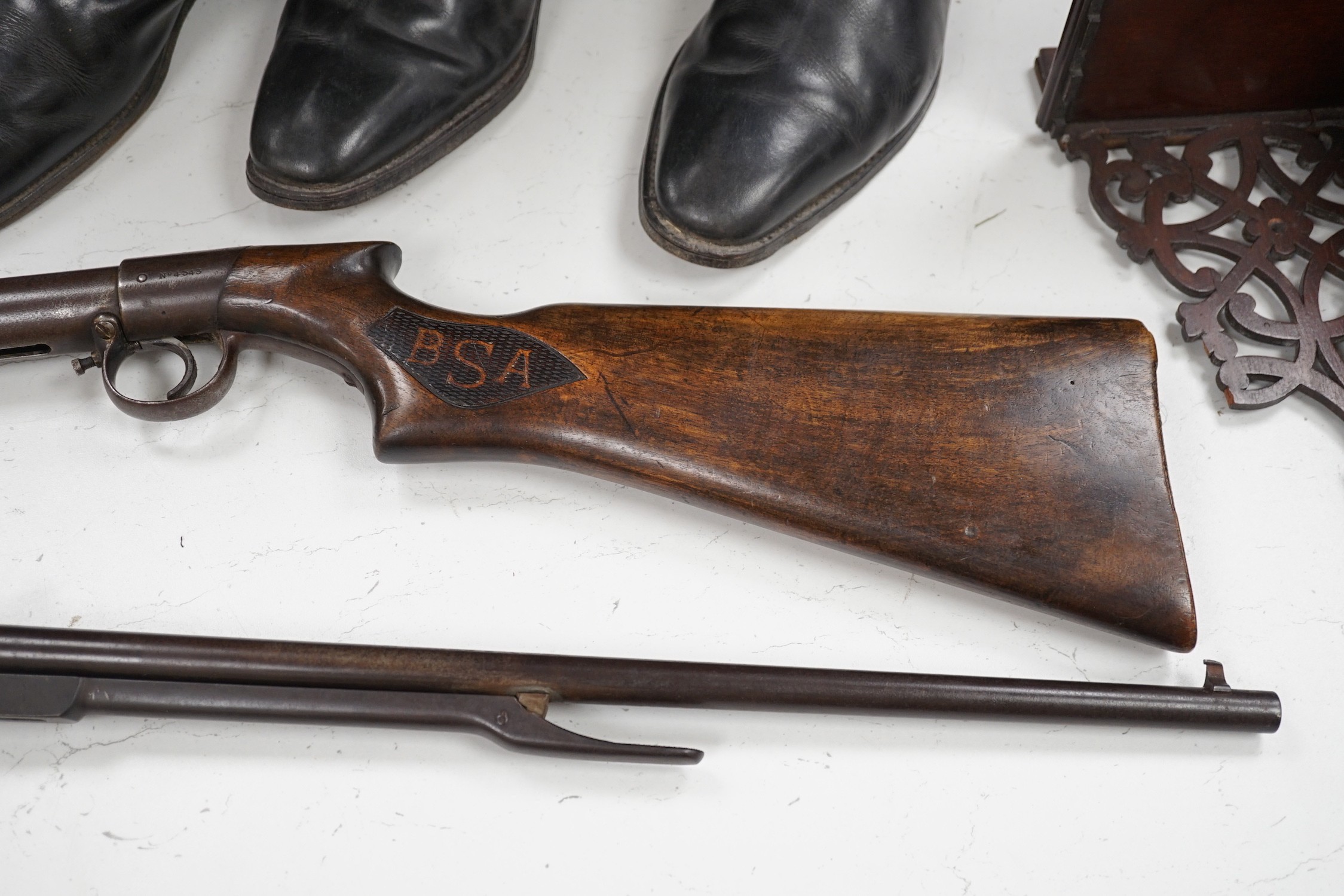 A BSA air rifle no.4343 and a Lincoln Jefferies air rifle no.22657